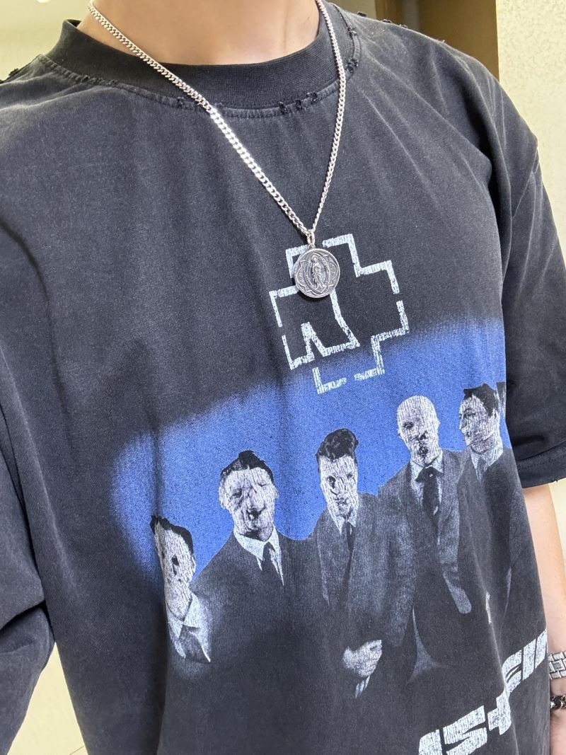 Ba1en*iaga necklaces